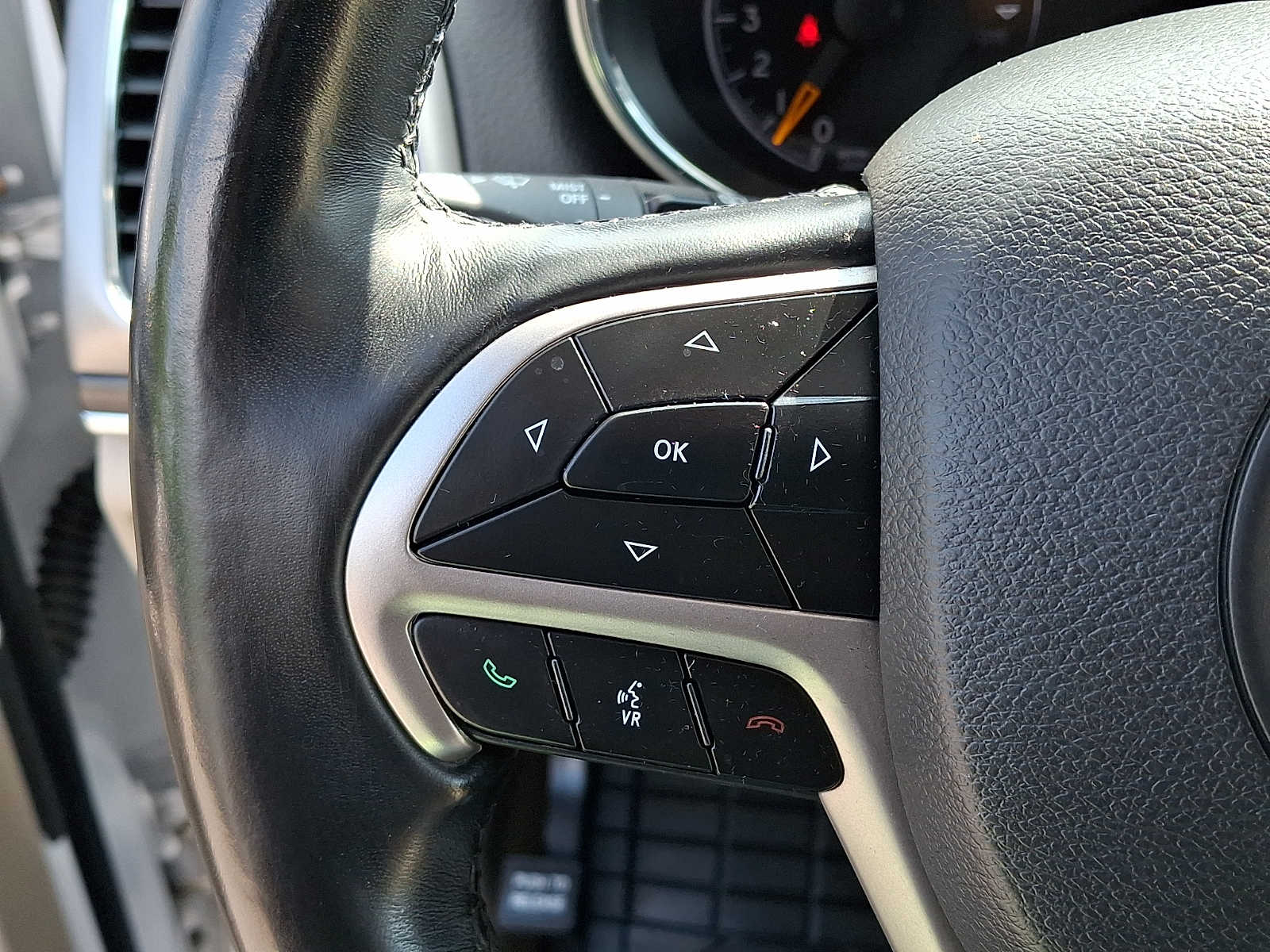 2020 Jeep Grand Cherokee Limited - Photo 24