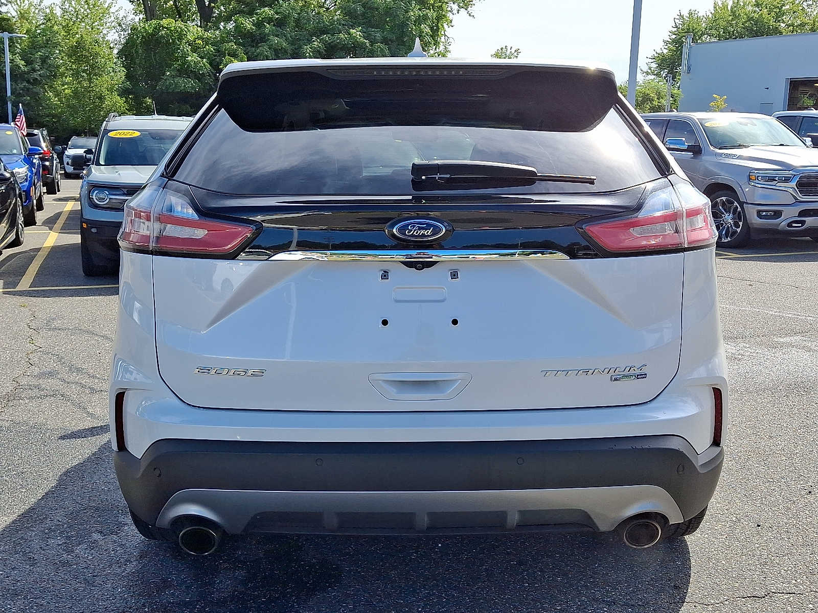 2019 Ford Edge Titanium photo 4