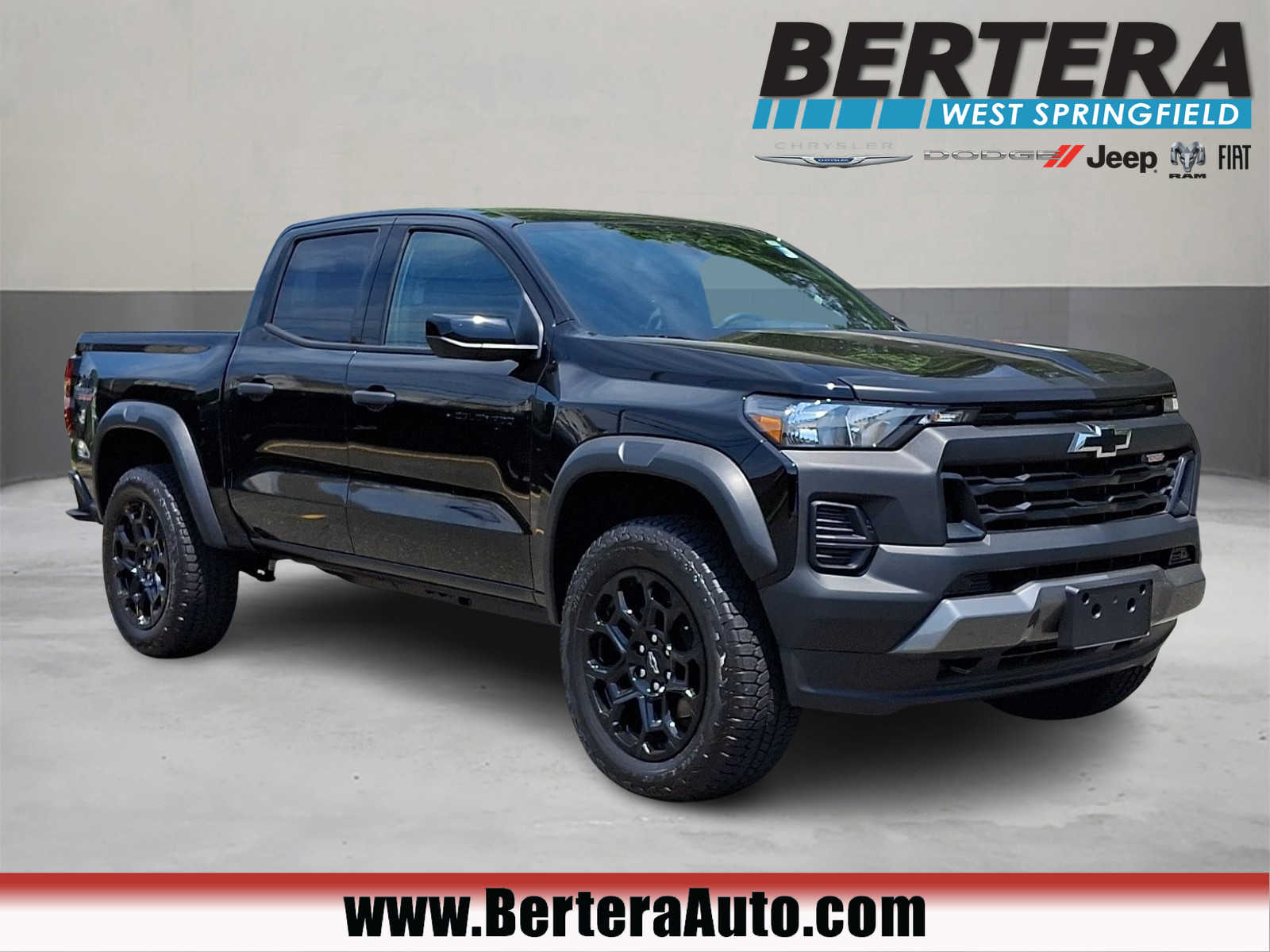 2026 Chevrolet Colorado Trail Boss - Photo 1