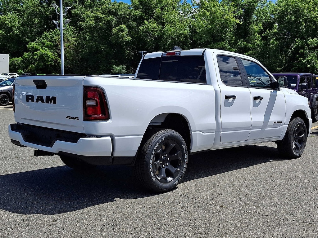 New 2026 Ram 1500 EXPRESS QUAD CAB 4X4 6'4 BOX Pickup