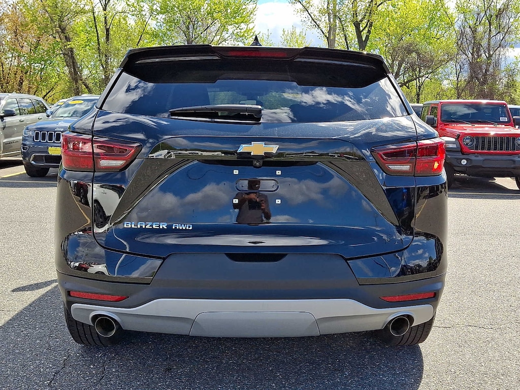 Used 2025 Chevrolet Blazer LT SUV