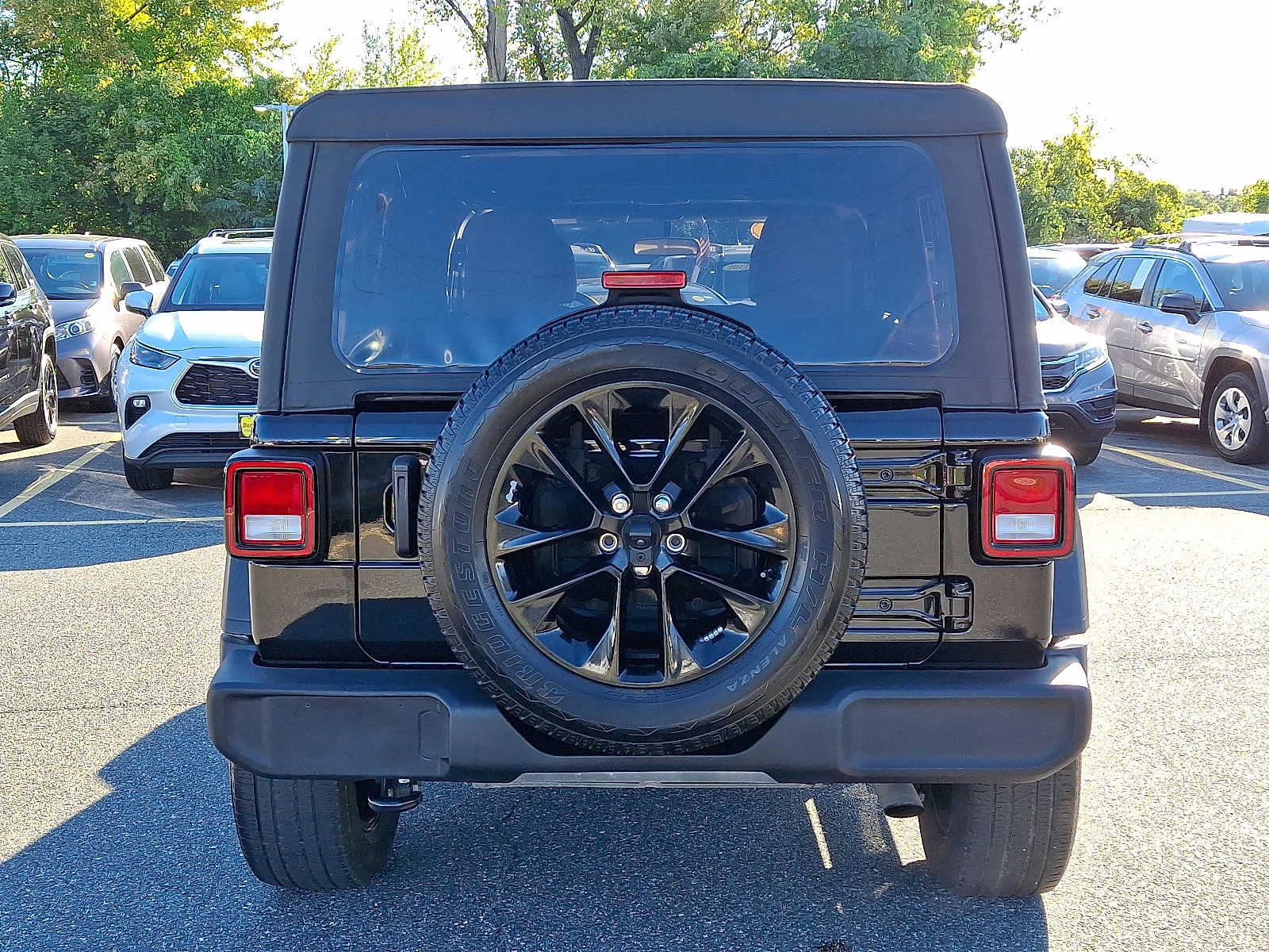 2022 Jeep Wrangler Unlimited Sport S photo 4