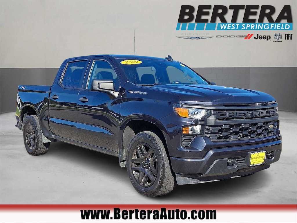Used 2022 Chevrolet Silverado 1500 Custom 4WD Crew Cab 147 Truck