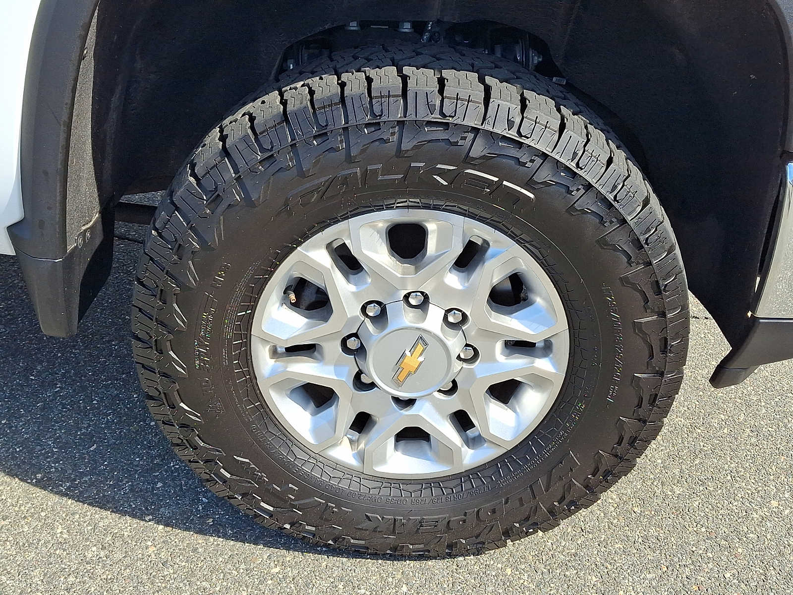 2024 Chevrolet Silverado 2500HD LT - Photo 8