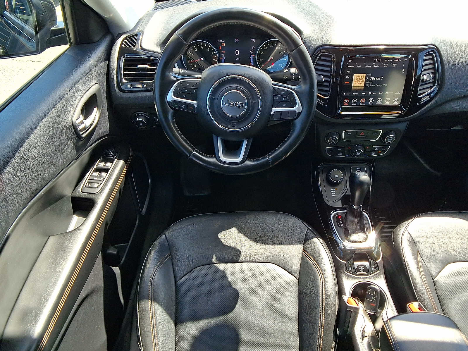 Photo 12
