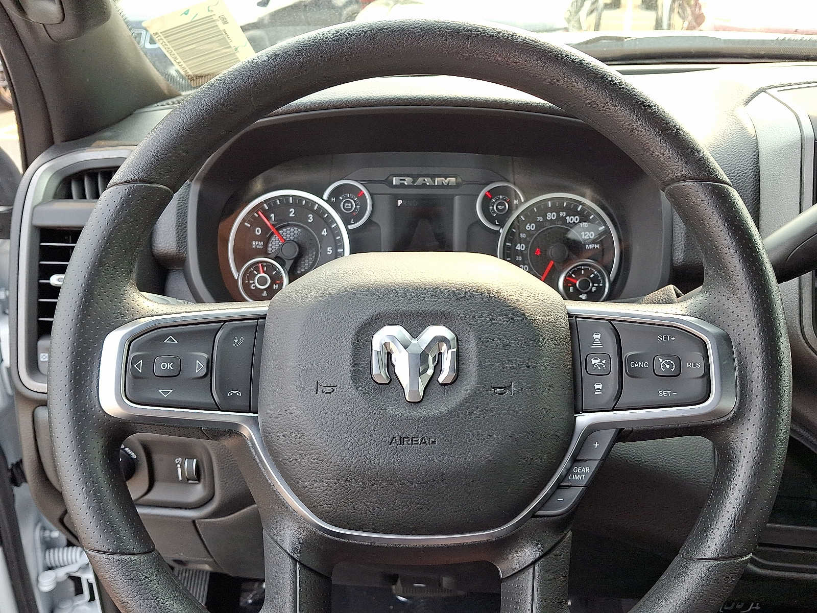 2025 RAM 2500 Tradesman - Photo 14
