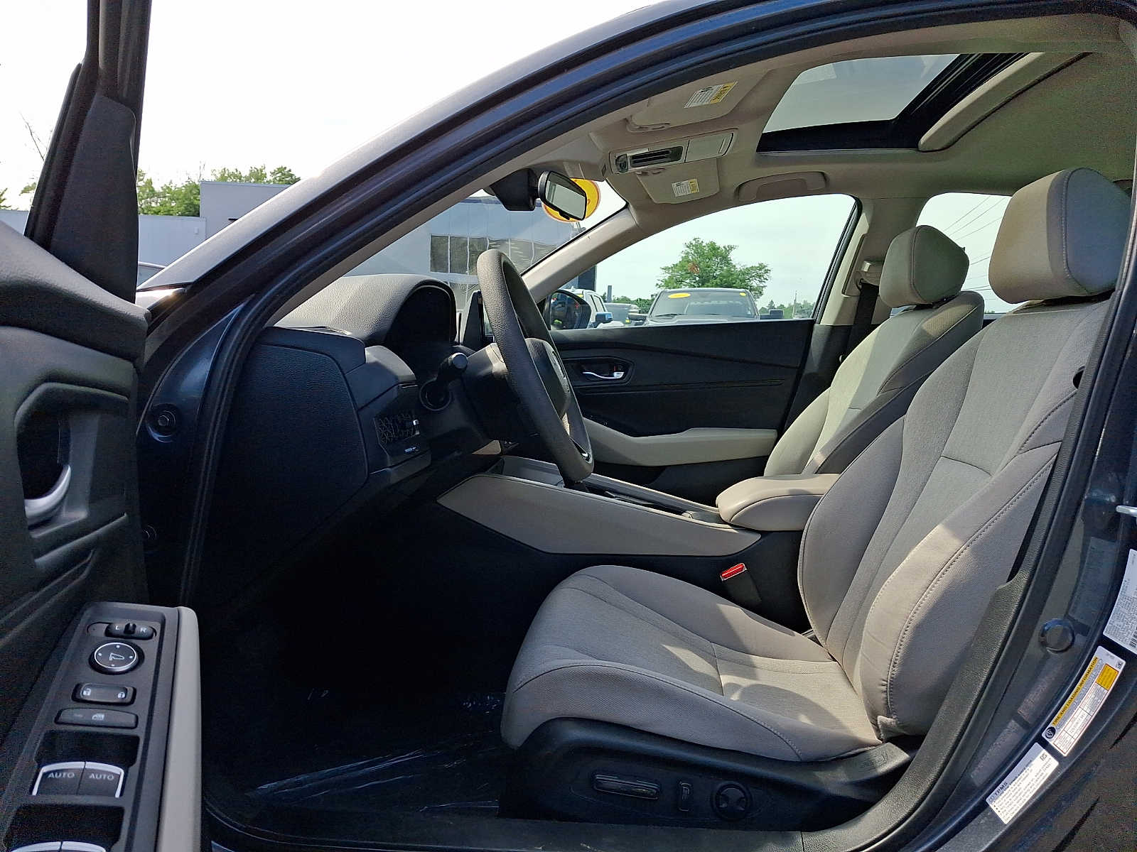 2024 Honda Accord EX - Photo 13