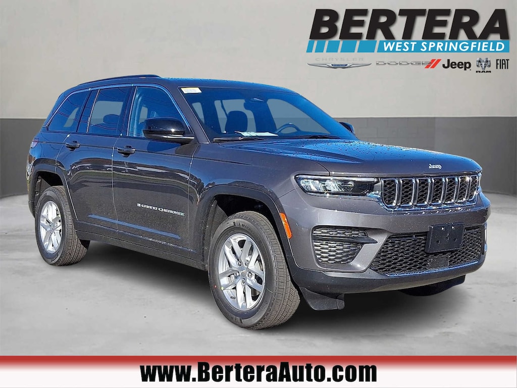 New 2025 Jeep Grand Cherokee LAREDO X 4X4 Sport Utility
