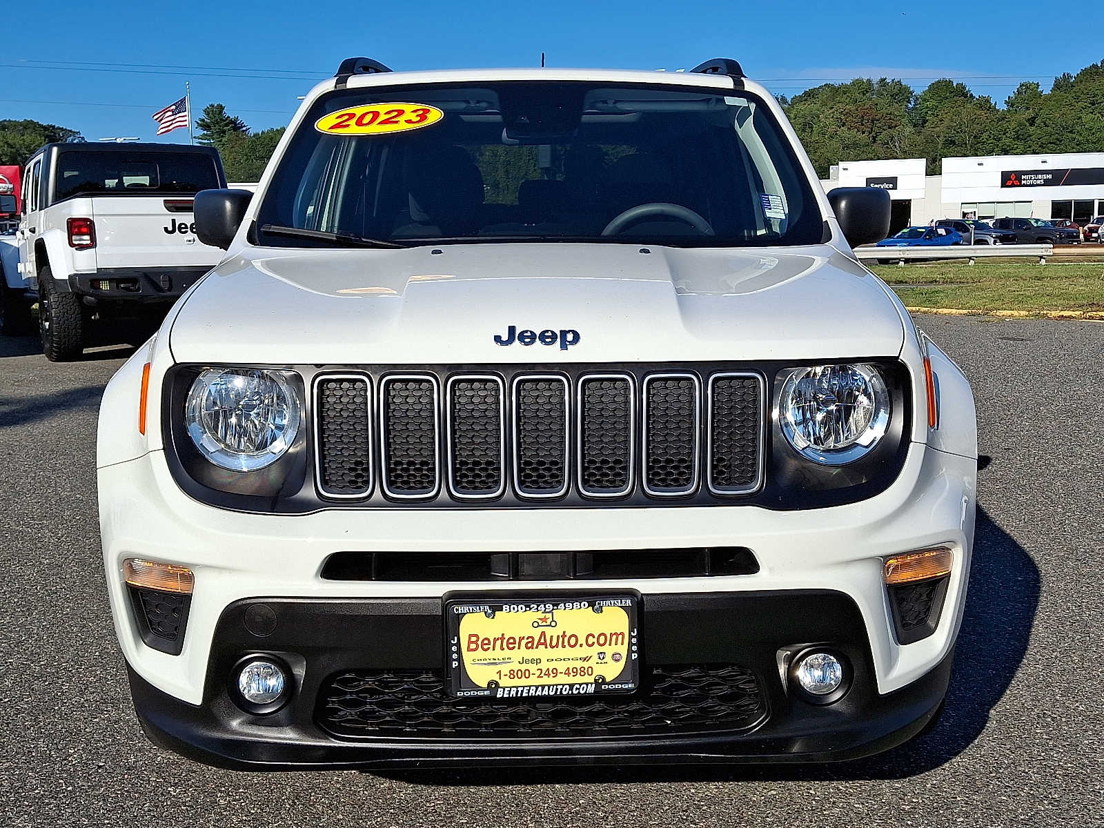 2023 Jeep Renegade Latitude Upland photo 2