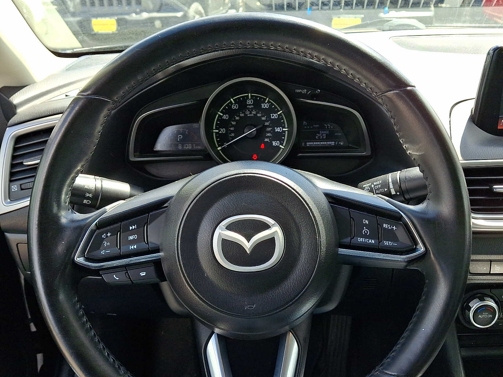 2018 Mazda Mazda3 Touring - Photo 18