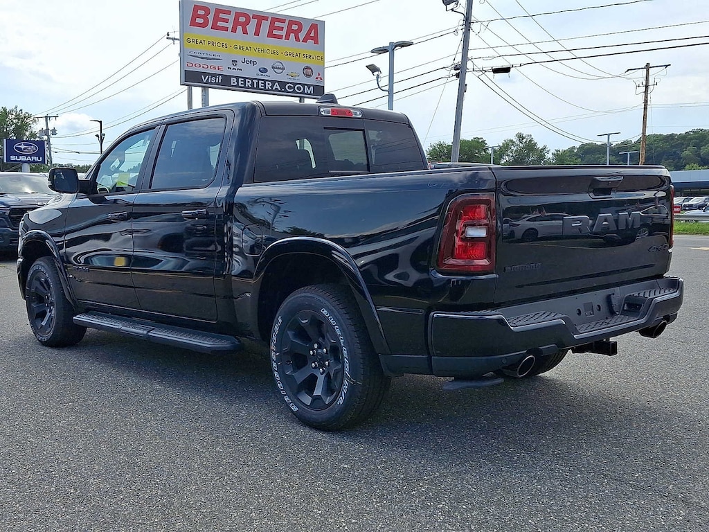 New 2026 Ram 1500 BIG HORN CREW CAB 4X4 5'7 BOX Pickup