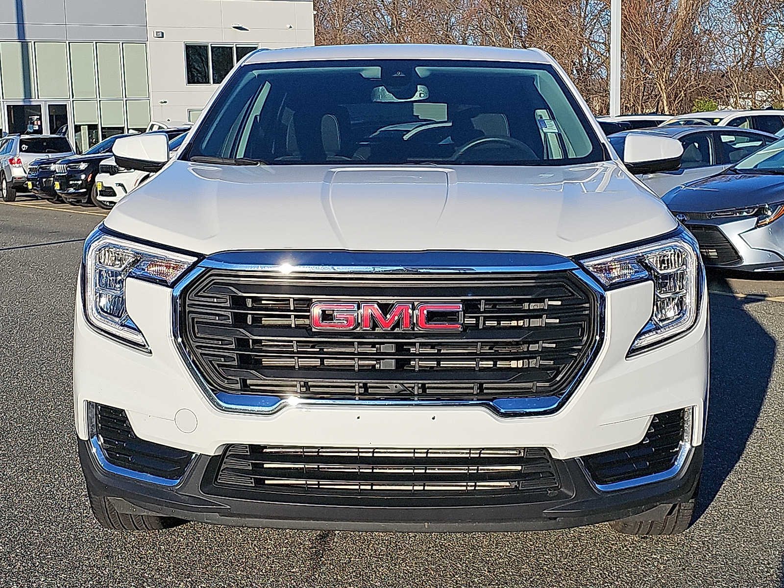 2024 Gmc Terrain SLE photo 2