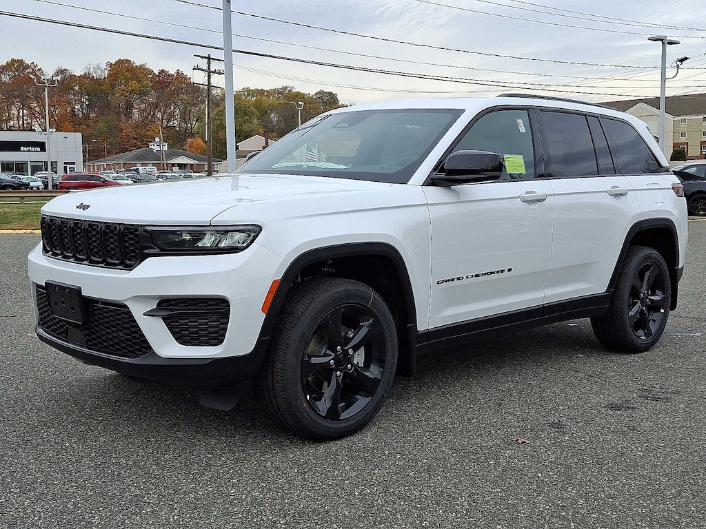 New 2025 Jeep Grand Cherokee ALTITUDE X 4X4 Sport Utility