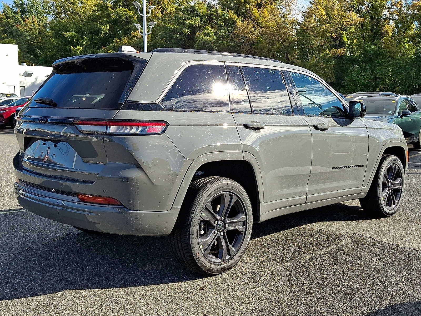 New 2027 Jeep Grand Cherokee 2 Row LIMITED 4X4 Sport Utility