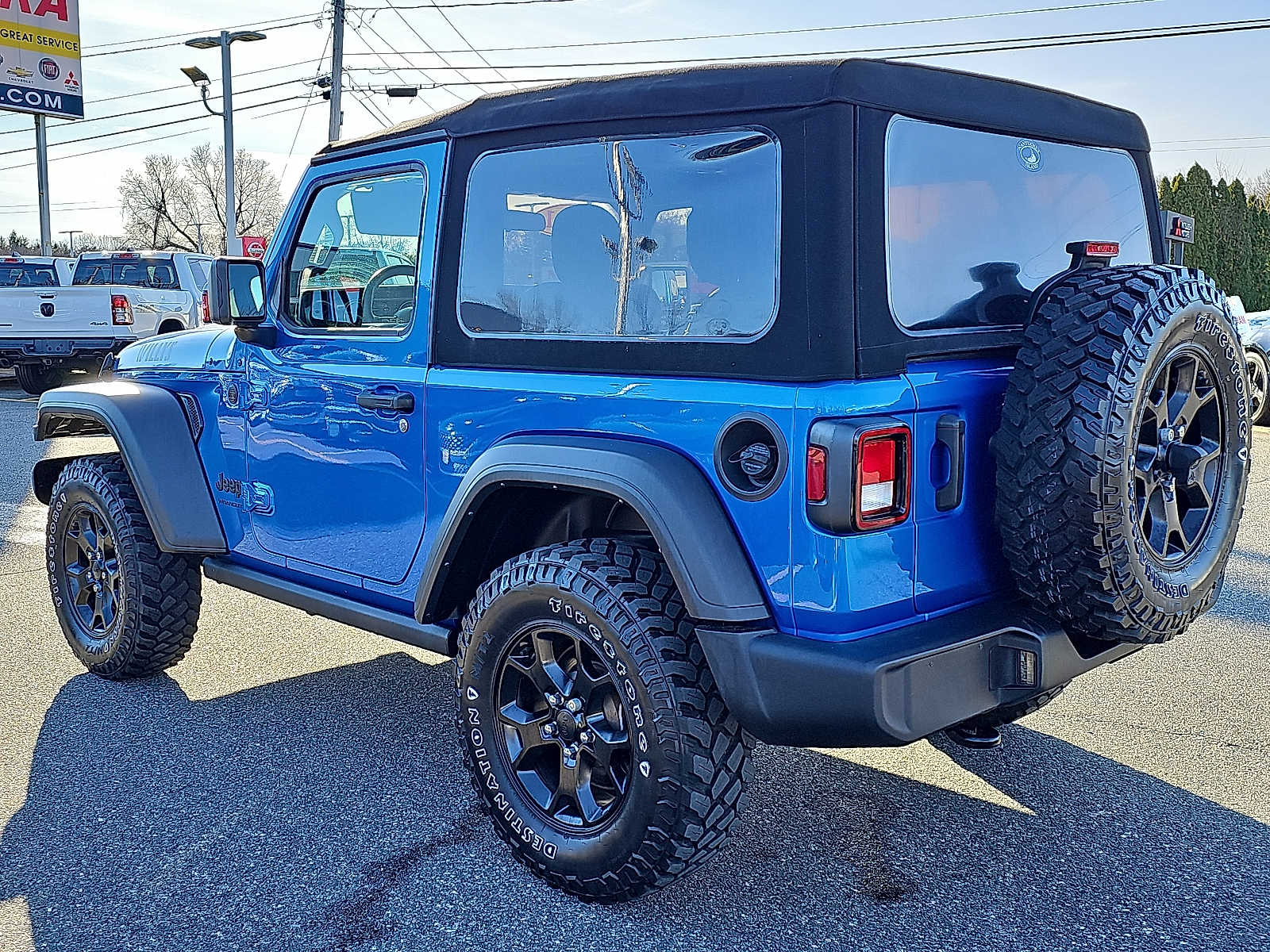 2021 Jeep Wrangler Willys photo 3