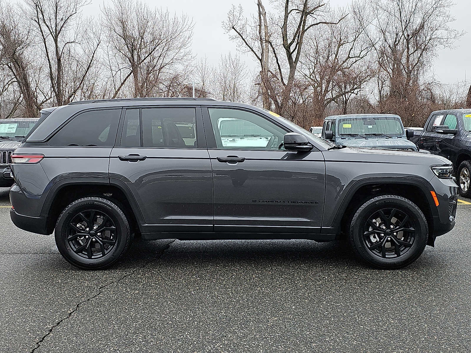 2025 Jeep Grand Cherokee Altitude - Photo 7