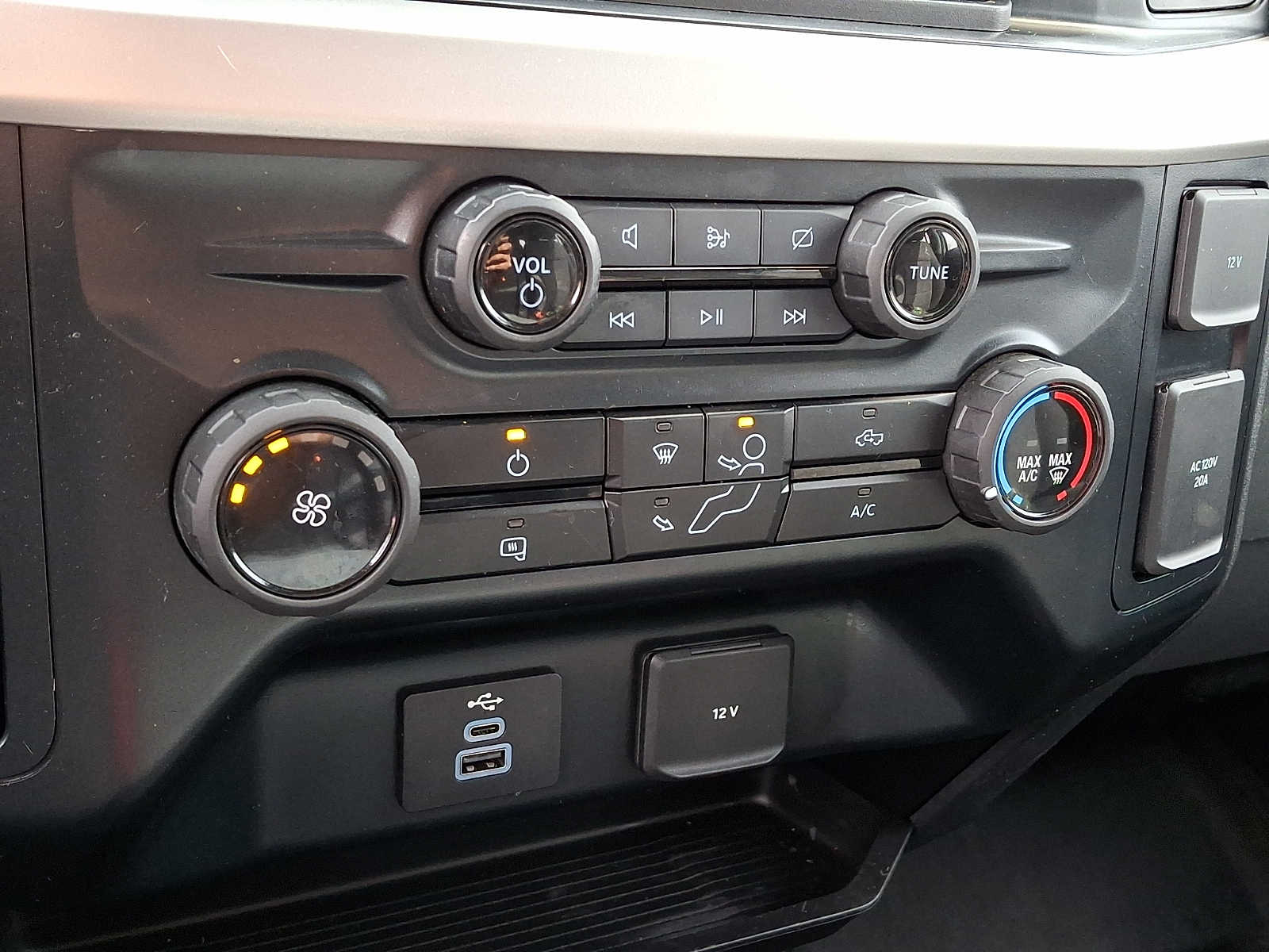 2023 Ford F-250 Super Duty XL - Photo 16