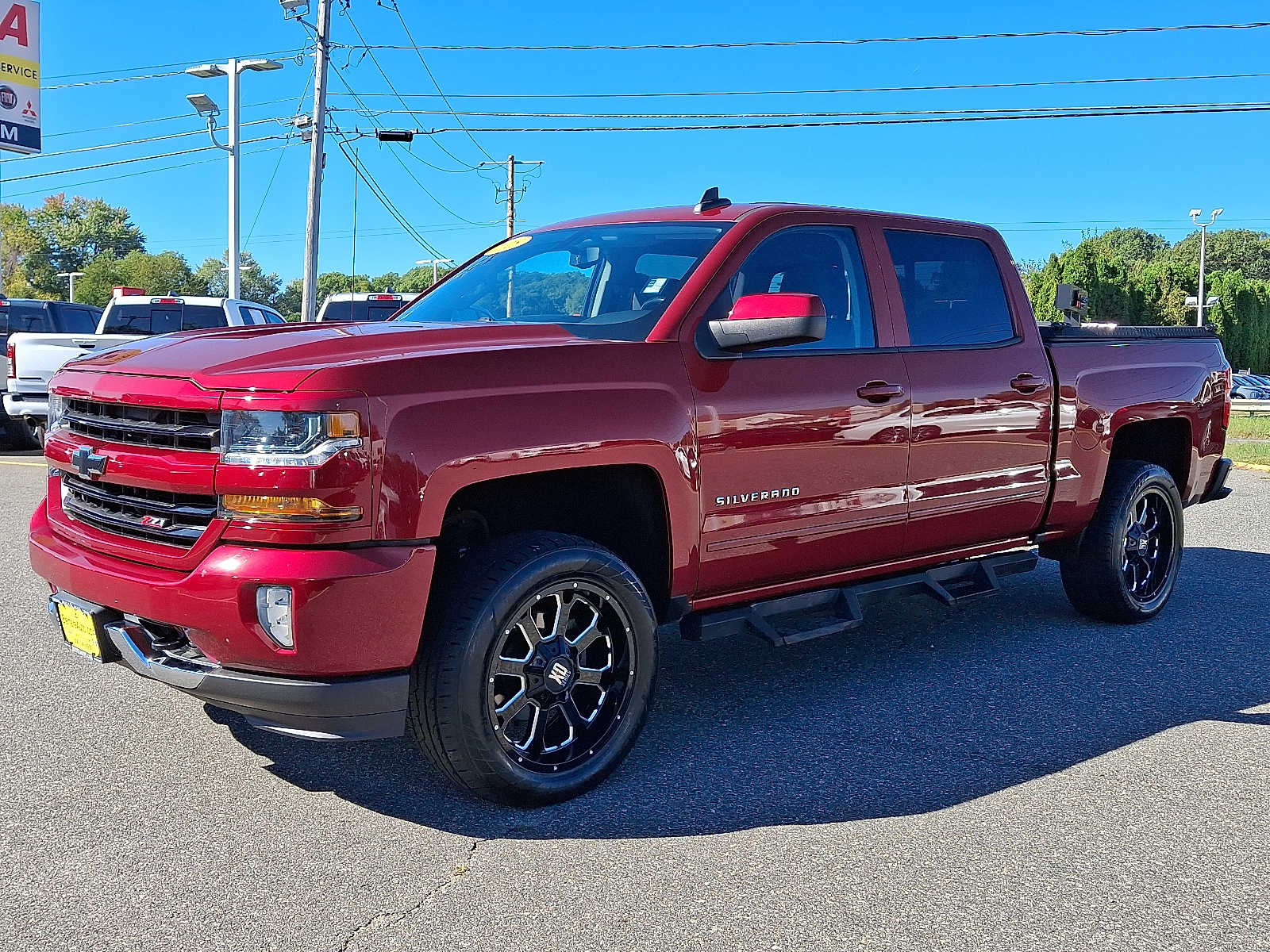 2018 Chevrolet Silverado 1500 LT photo 3