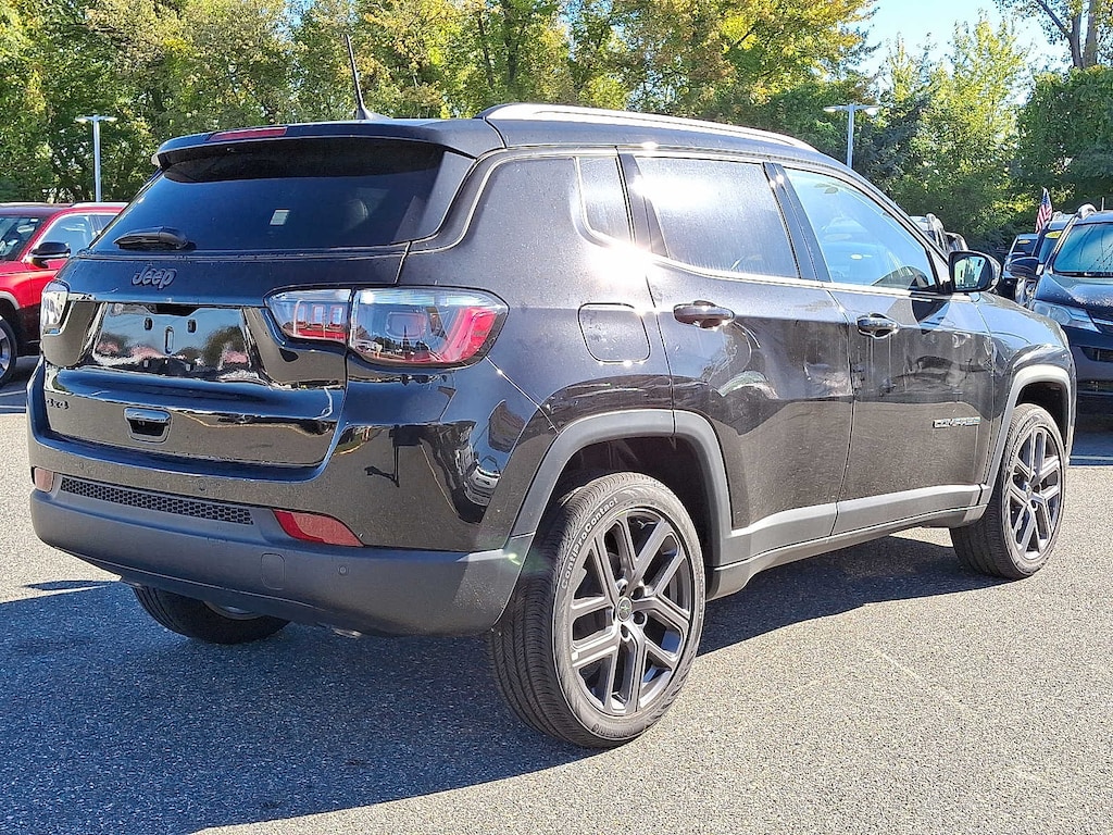 New 2026 Jeep Compass LIMITED ALTITUDE 4X4 Sport Utility