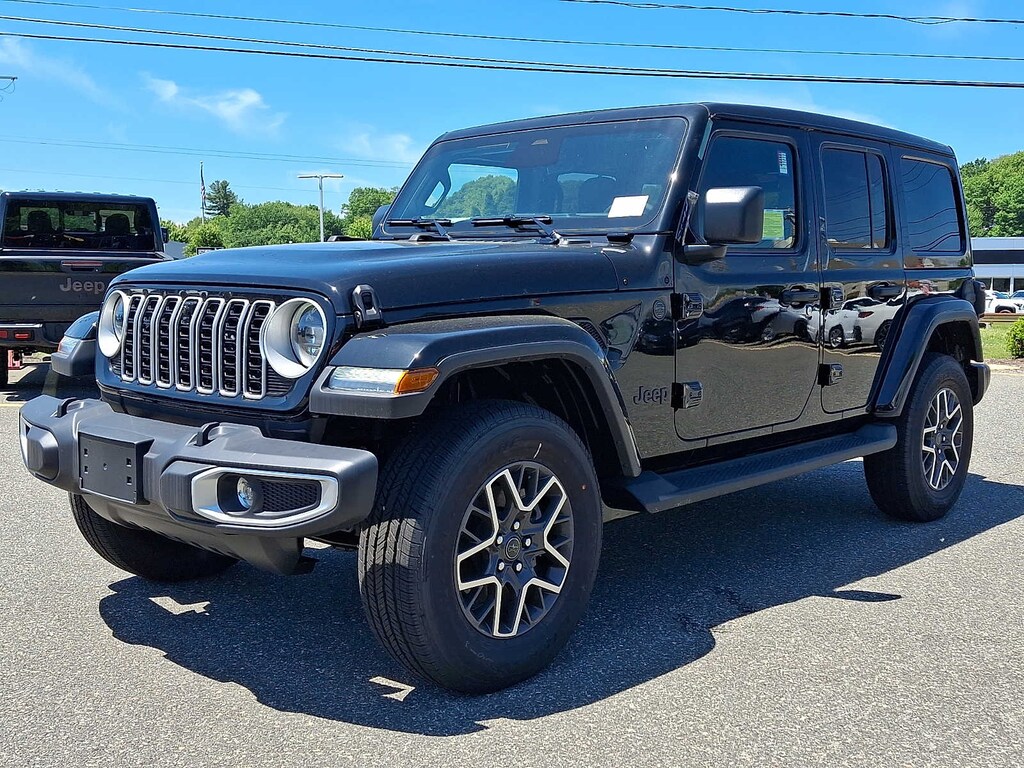 New 2026 Jeep Wrangler 4-DOOR SAHARA Sport Utility