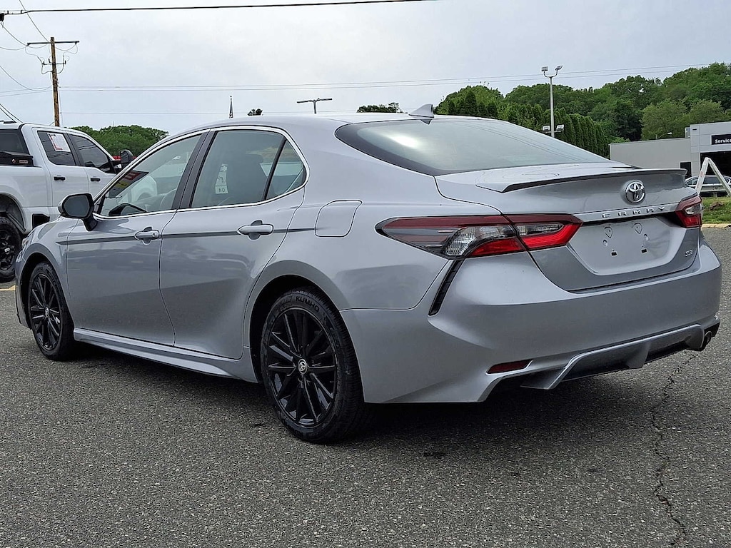 Used 2024 Toyota Camry SE Sedan