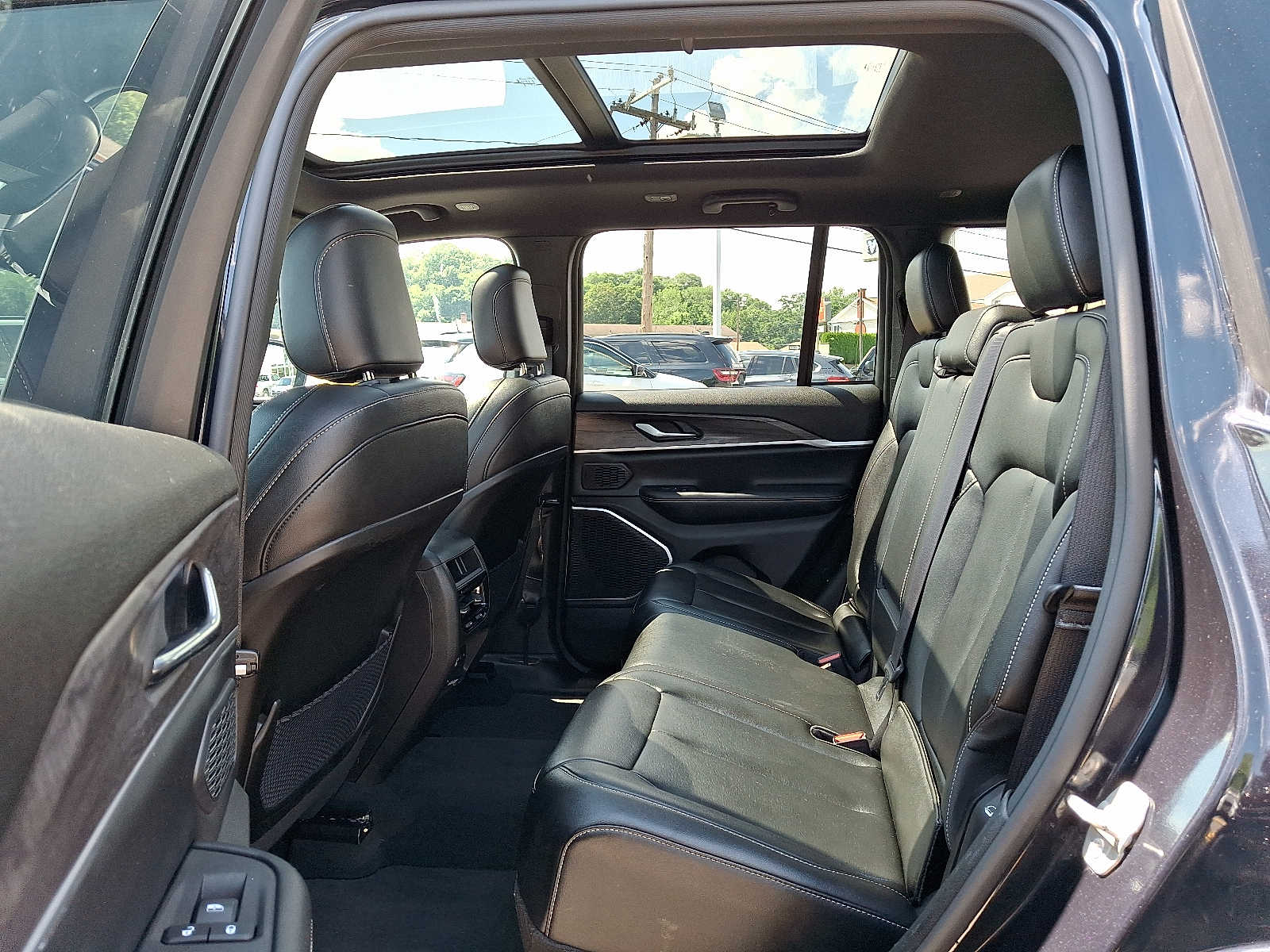 2024 Jeep Grand Cherokee 4xe - Photo 11