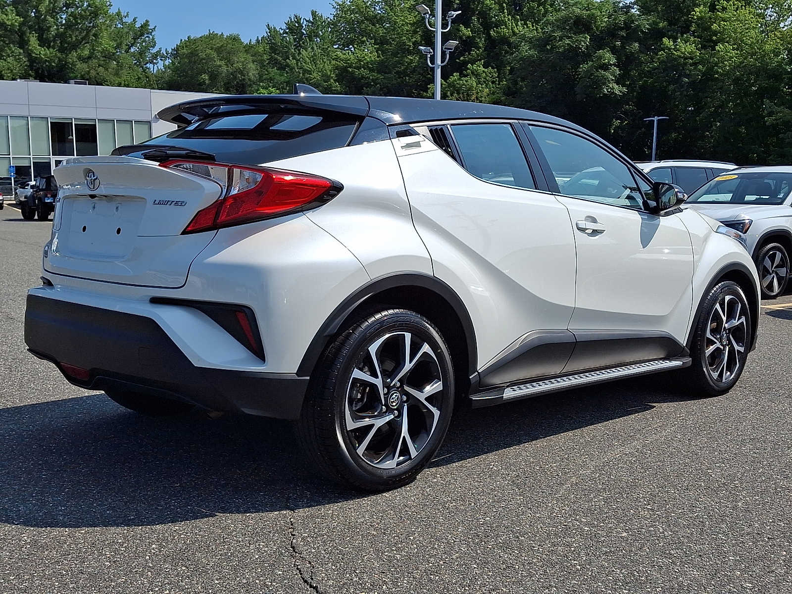 2019 Toyota C-HR Limited - Photo 6