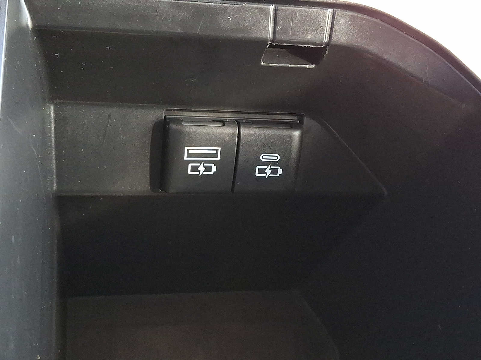 2024 Toyota Camry SE - Photo 24