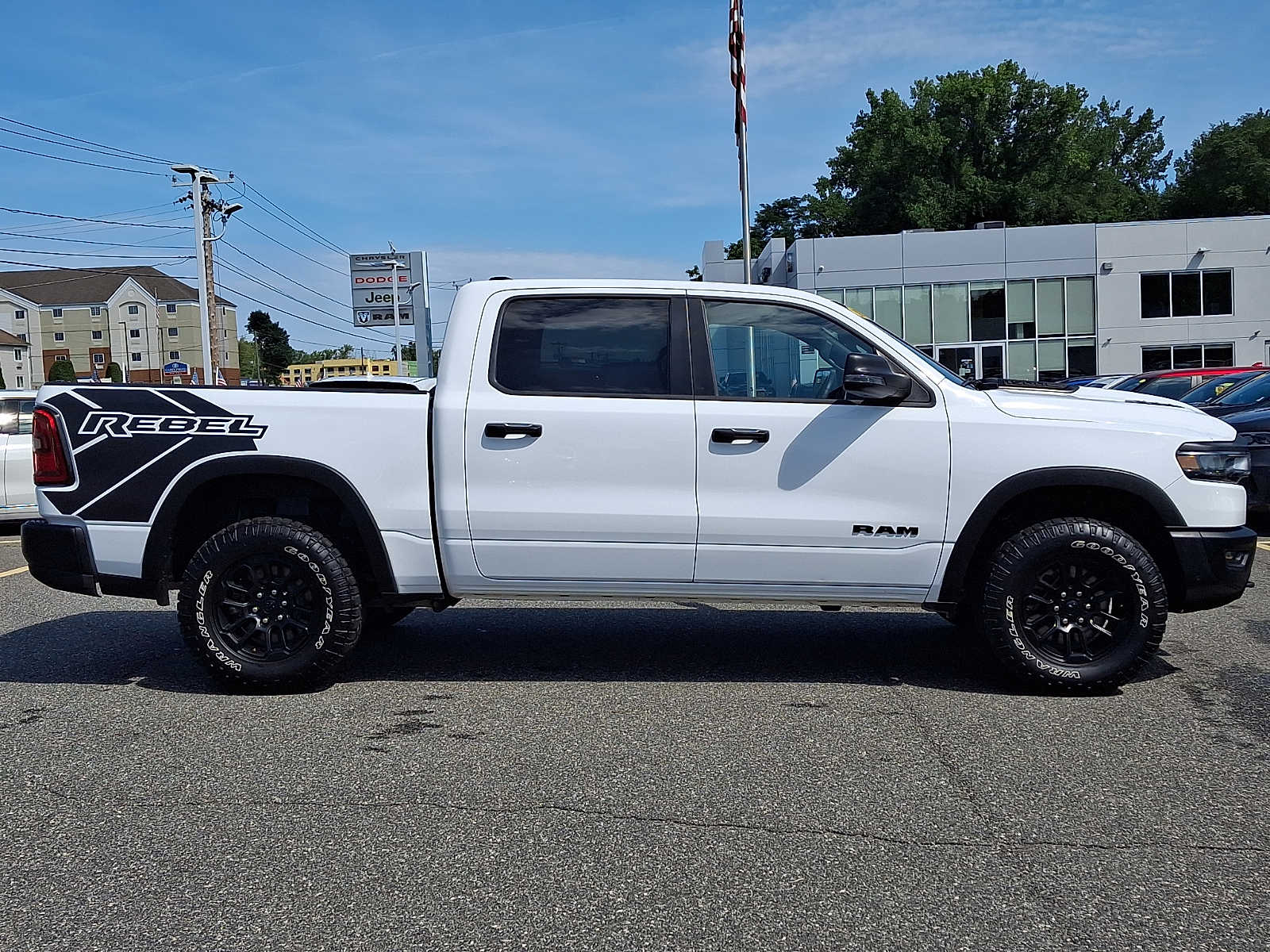 2025 RAM Ram 1500 Pickup Rebel - Photo 7