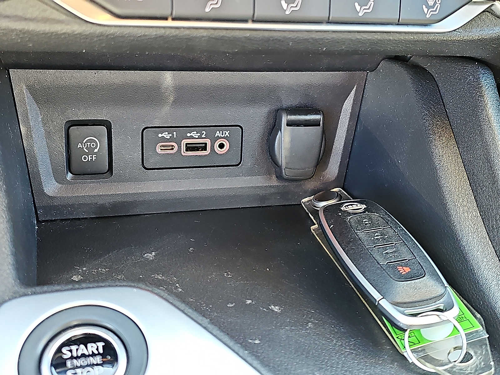 2024 Nissan Sentra SV - Photo 23