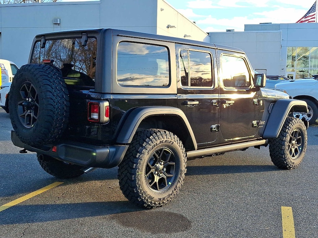 New 2026 Jeep Wrangler 4-DOOR WILLYS Sport Utility