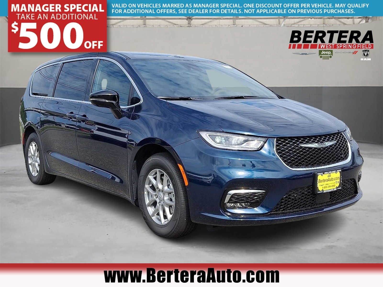 2025 Chrysler Pacifica SELECT