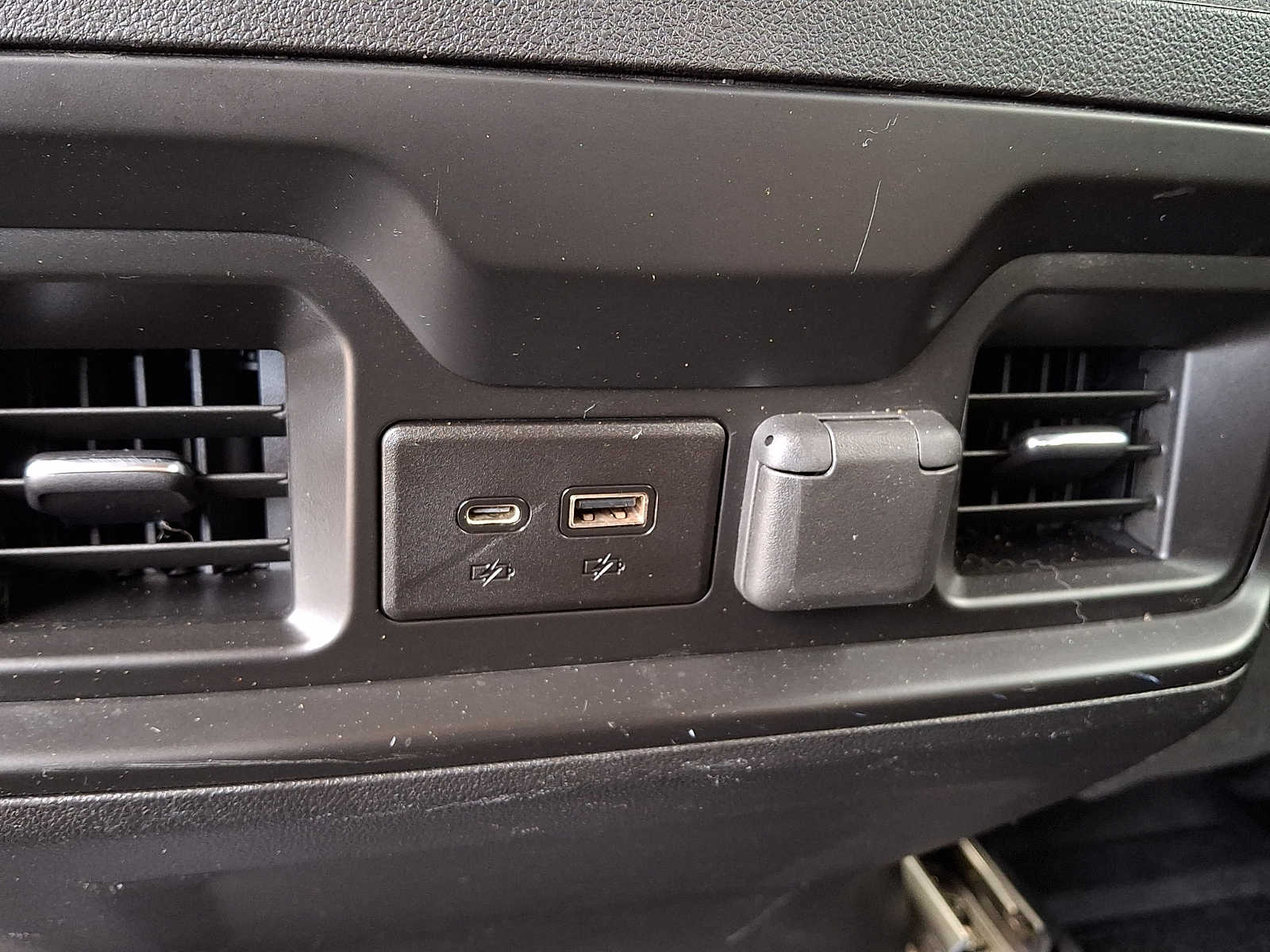 2019 Chevrolet Silverado 1500 LT Trail Boss - Photo 11