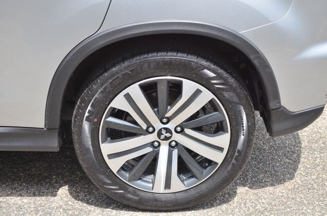 2025 Mitsubishi Outlander Sport - Photo 12