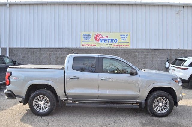 2024 Chevrolet Colorado LT - Photo 9