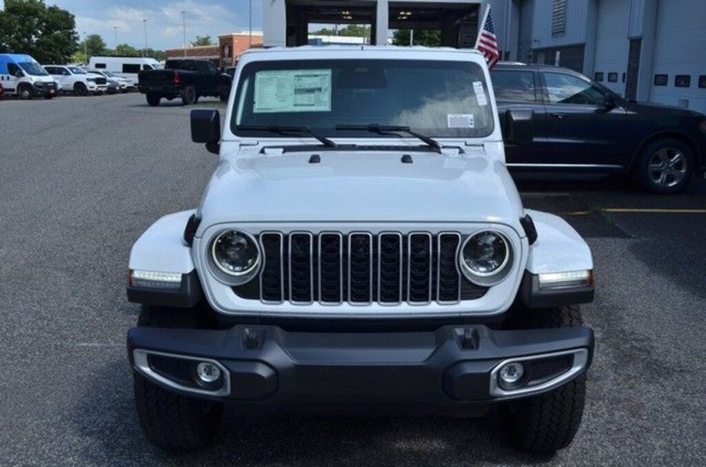 New 2026 Jeep Wrangler 4-DOOR SAHARA Sport Utility
