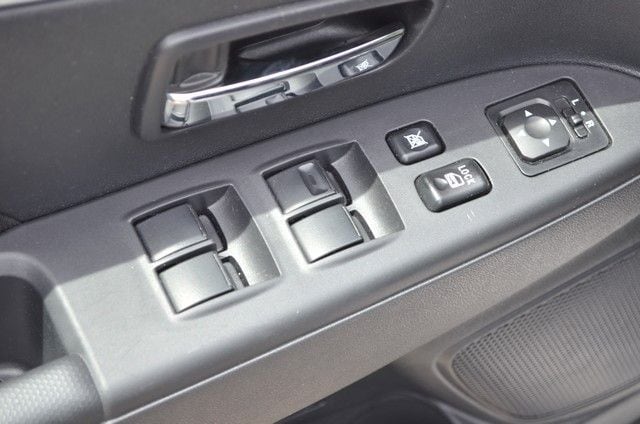 2025 Mitsubishi Outlander Sport - Photo 16