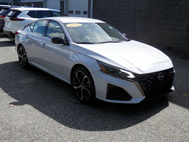 Used 2024 Nissan Altima SR with VIN 1N4BL4CV2RN358706 for sale in Chicopee, MA