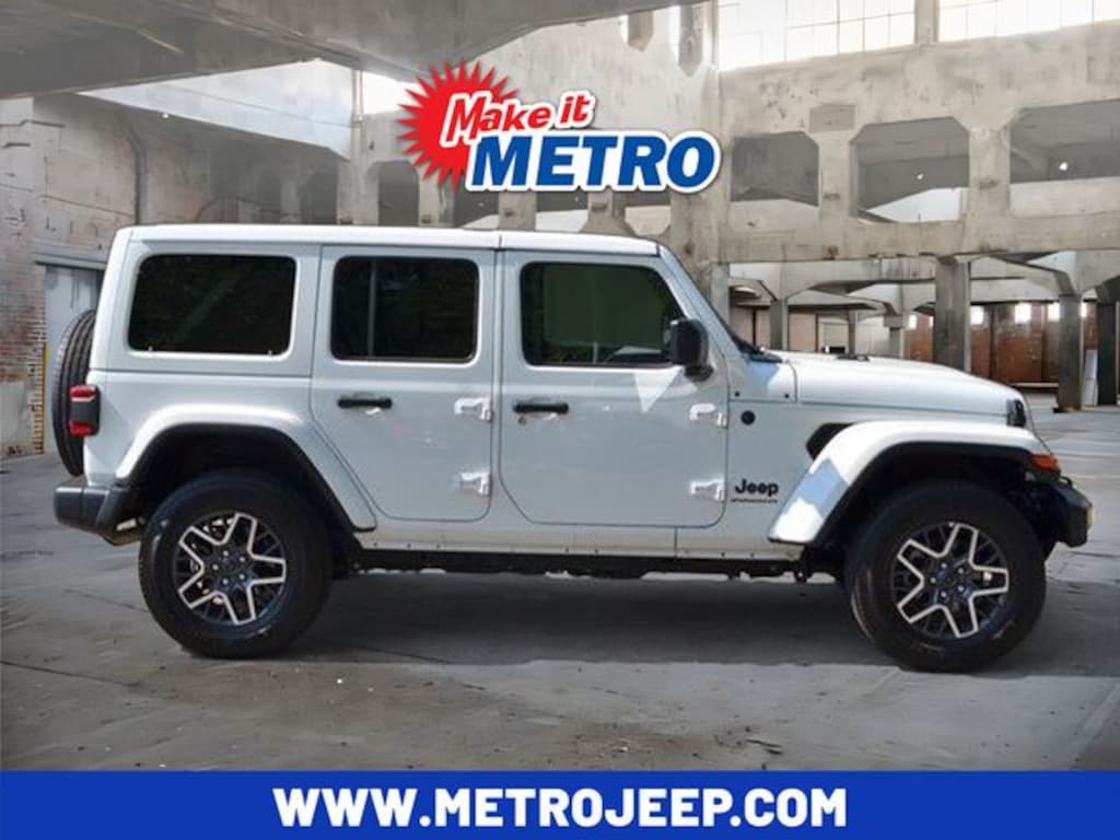 Used 2025 Jeep Wrangler