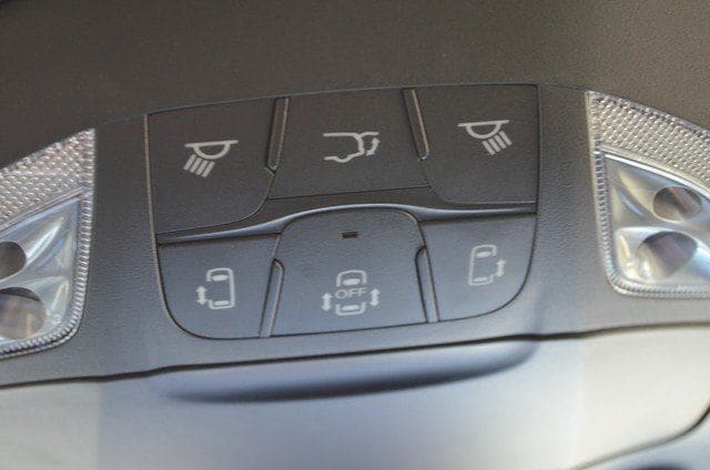 2026 Chrysler Pacifica Select - Photo 32