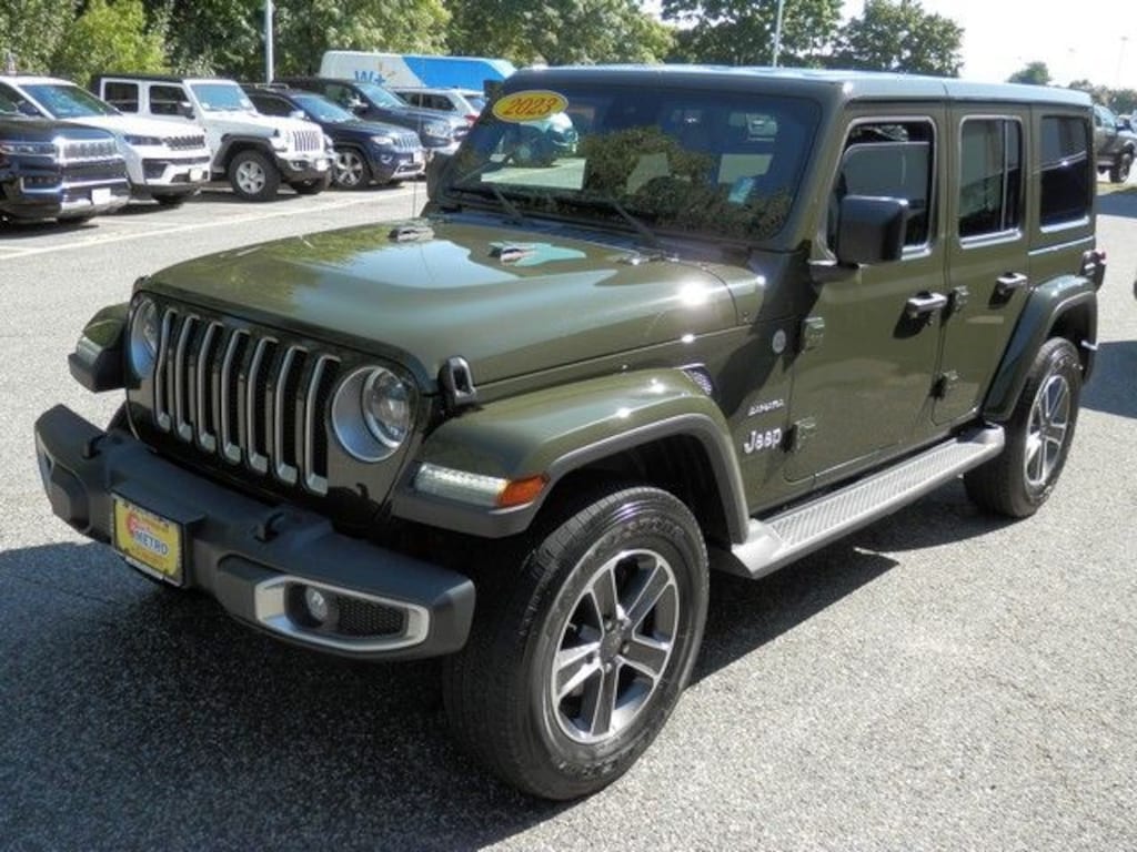 Used 2023 Jeep Wrangler Sahara SUV