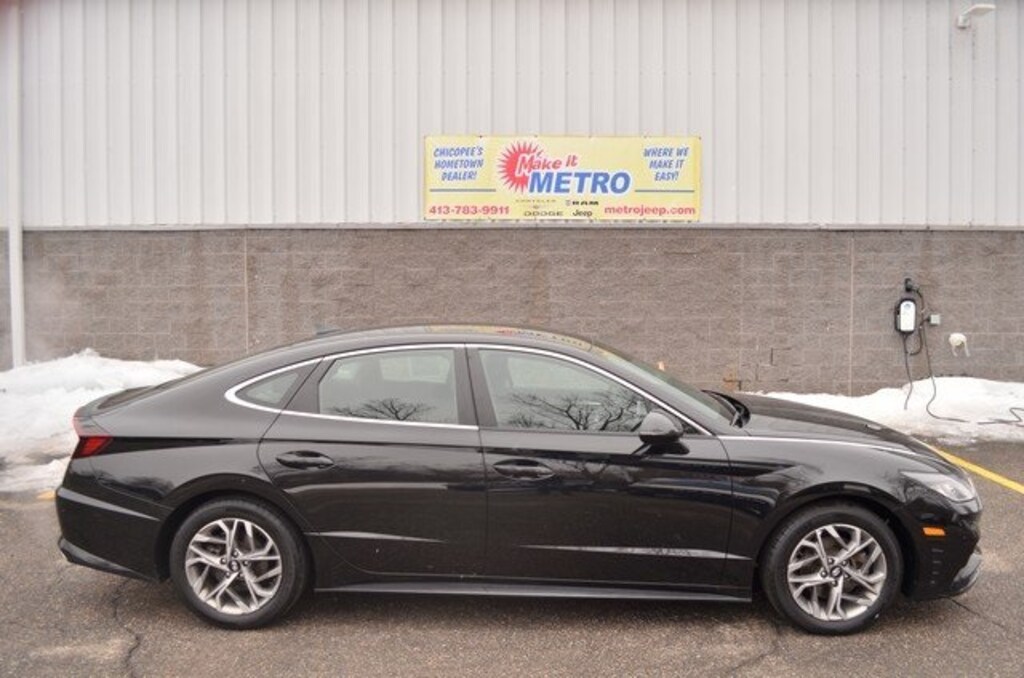 Used 2022 Hyundai Sonata SEL Sedan