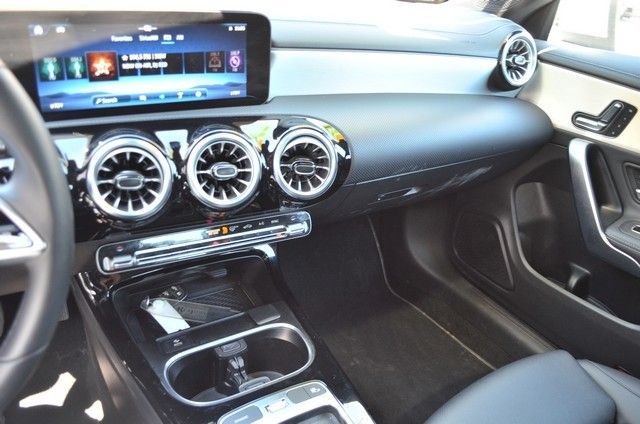 2025 Mercedes-Benz CLA CLA 250 - Photo 26