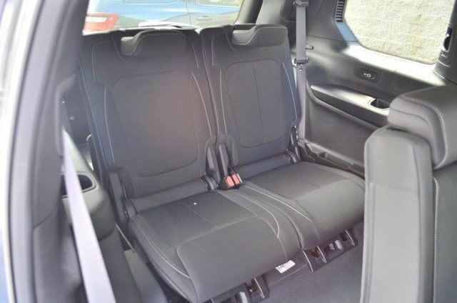 2025 Jeep Grand Cherokee L Laredo - Photo 40