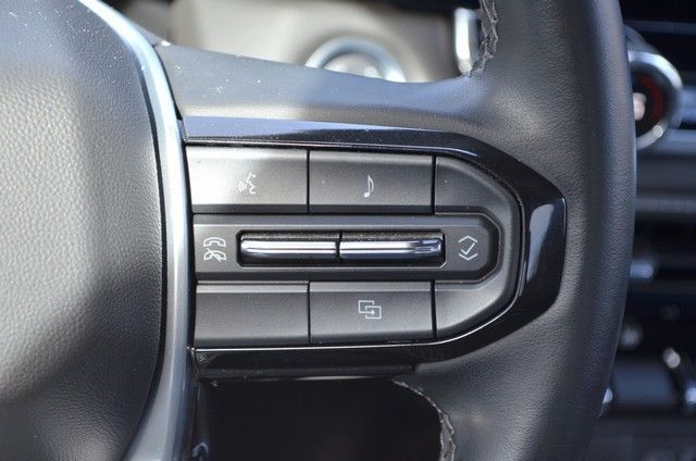 2024 Chevrolet Colorado LT - Photo 21