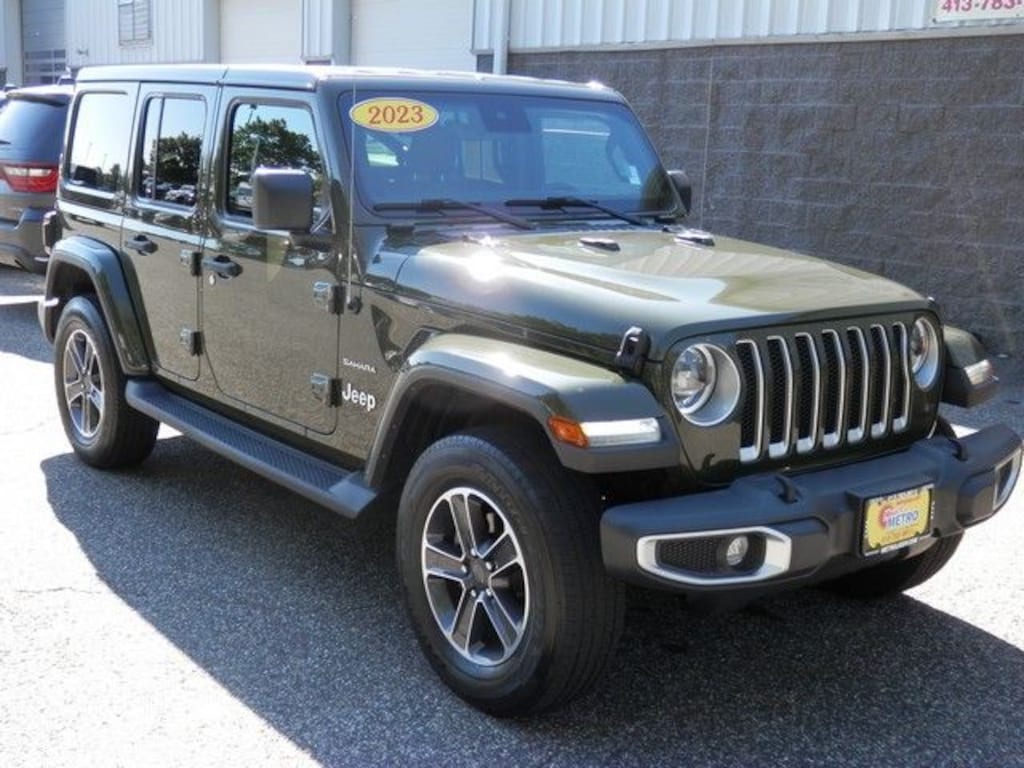 Used 2023 Jeep Wrangler Sahara SUV