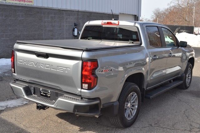 2024 Chevrolet Colorado LT - Photo 8