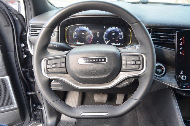 2024 Jeep Wagoneer Series III - Photo 18