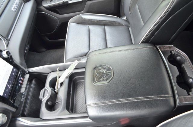 2025 RAM Ram 1500 Pickup Laramie - Photo 25