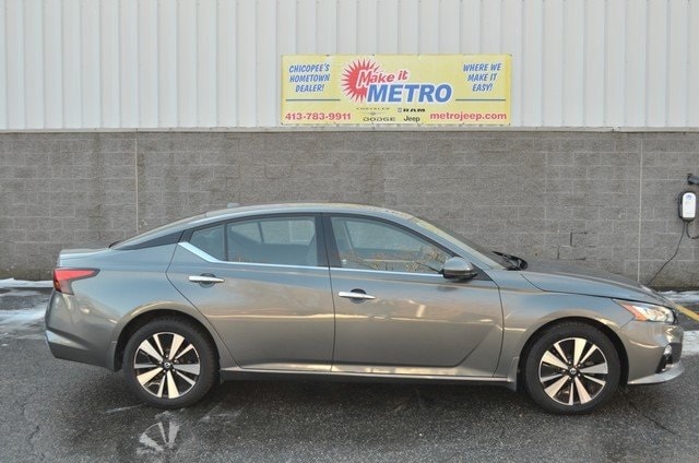 2020 Nissan Altima SV's photo